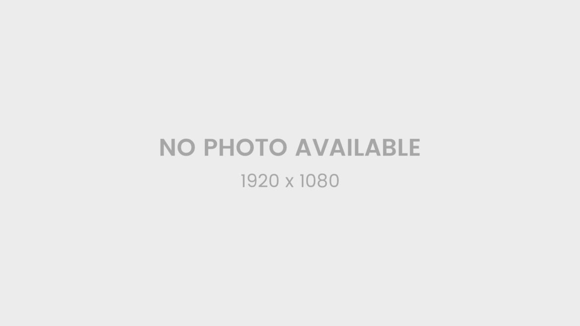 Propose To Her With a Marquise Aquamarine Engagement Ring